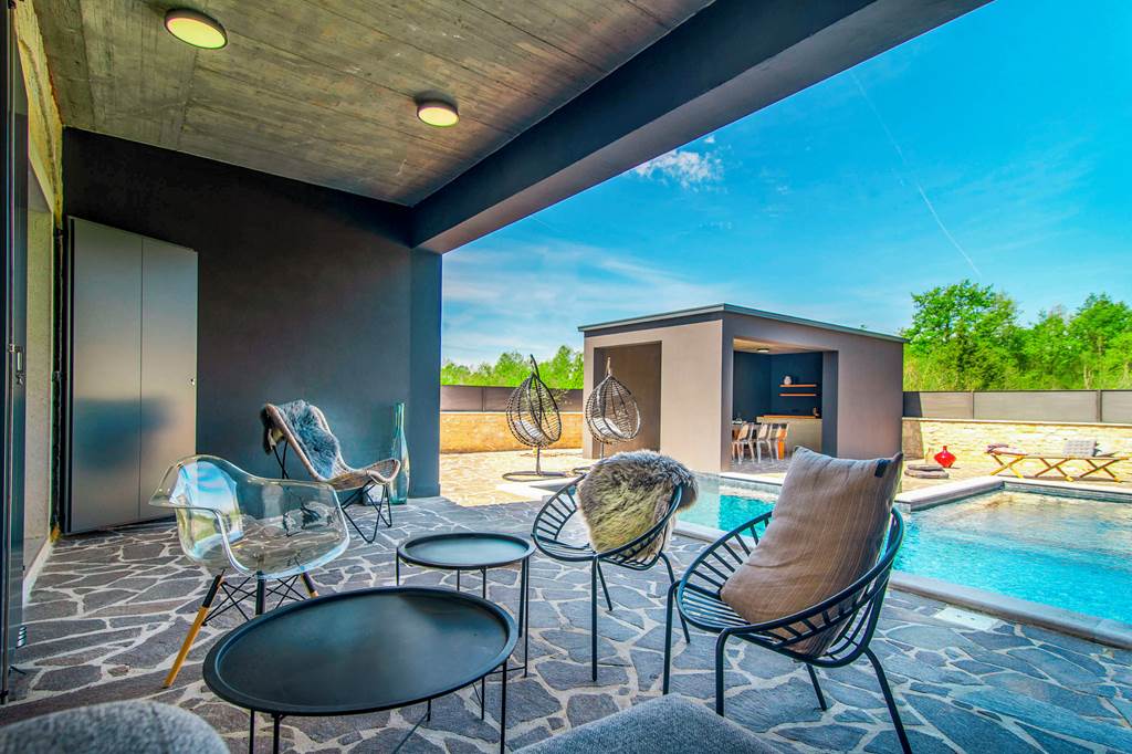PUY_88726_Villa_Hypnotic_Ambience_0125_12.jpg