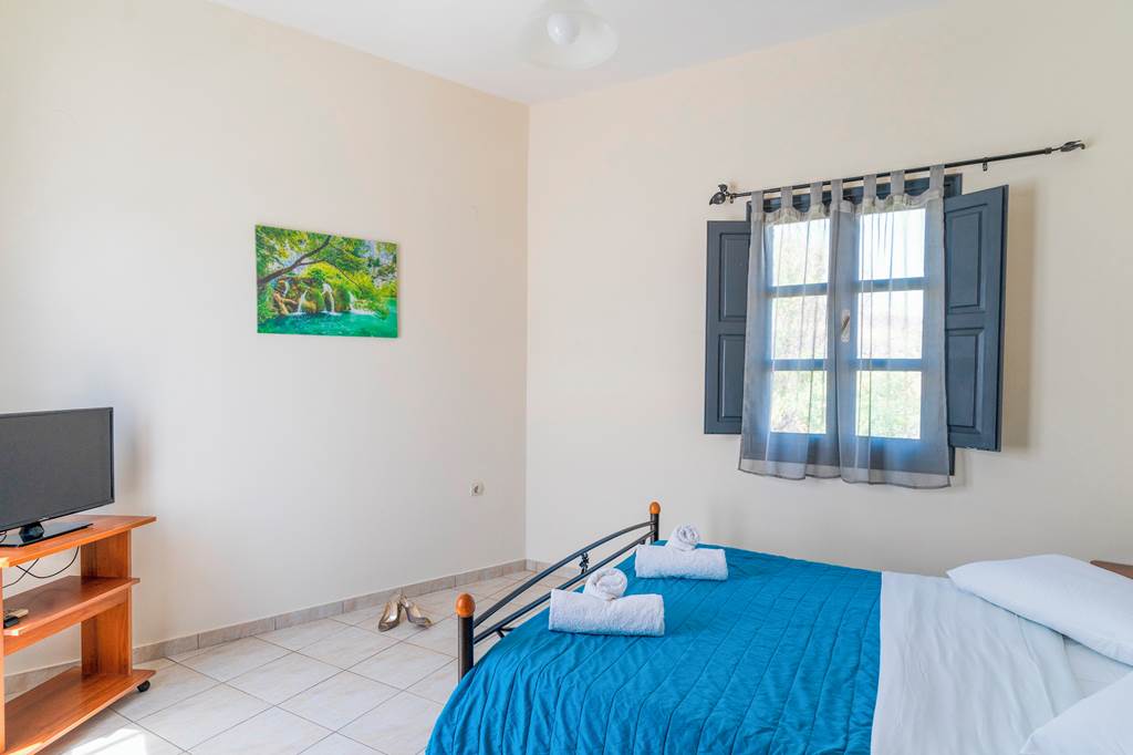 JTR_83976_Soulis_Apartments_0822_09.jpg