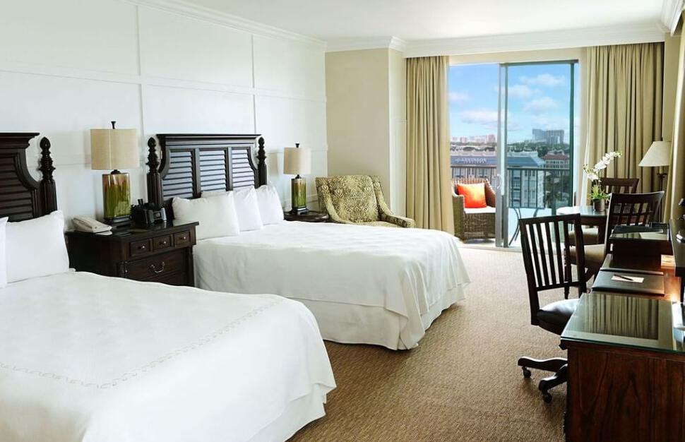Riverside-Hotel-2.jpg