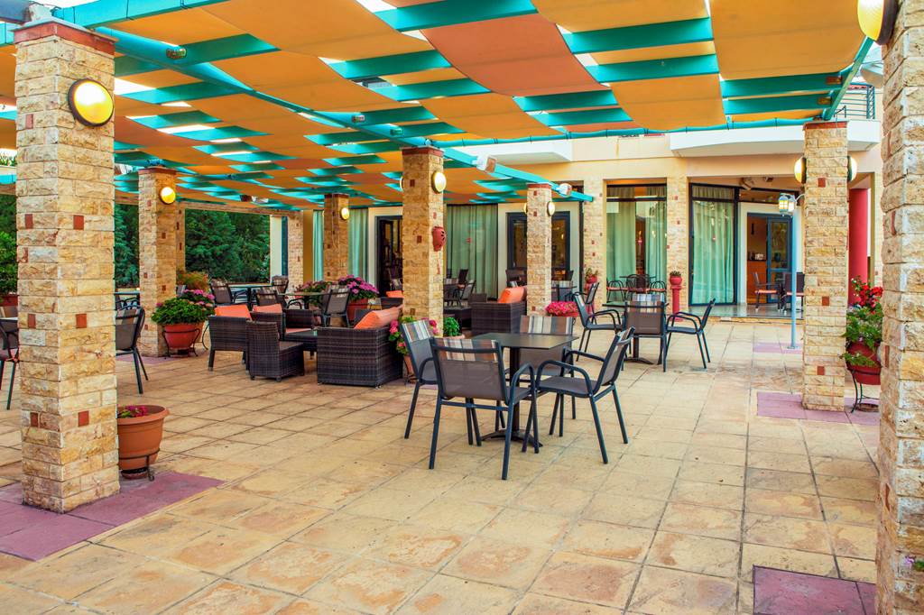 MJT_81749_Aeolian_Gaea_Hotel_1219_27.jpg