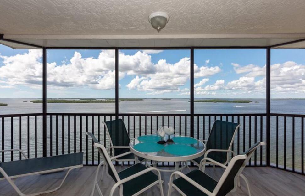Sanibel-Harbour-Resort-Apartments-14.jpg