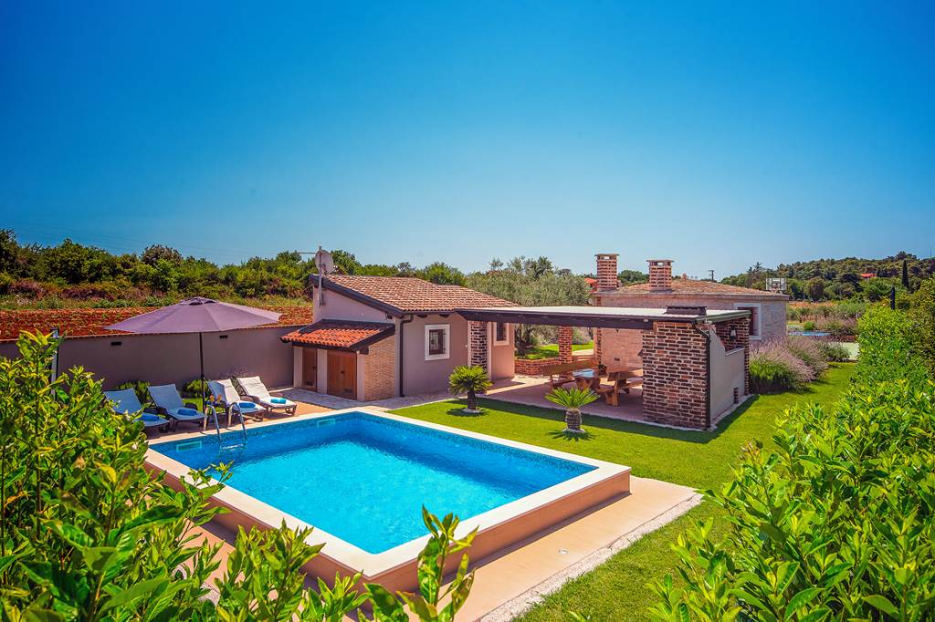 PUY_86391_Villa_Idlewood_1123_10.jpg