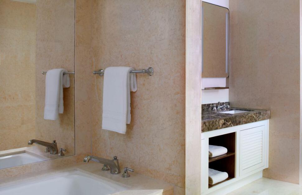 The-Ritz-Carlton-Fort-Lauderdale-11.jpg
