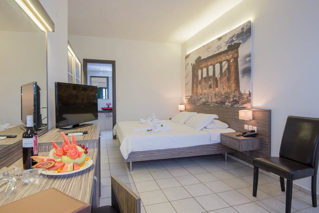 HER_72747_Katrin_Suites_1216_02.jpg