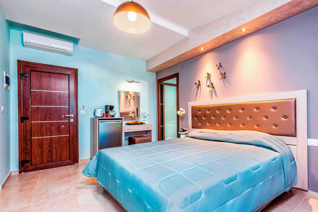 SKG_74641_Anna_Maria_Paradise_0422_25.jpg