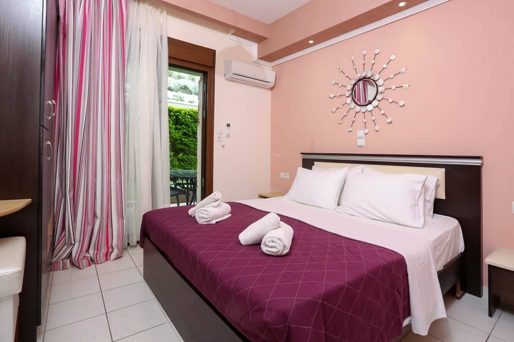 SKG_74641_Anna_Maria_Paradise_0422_18.jpg
