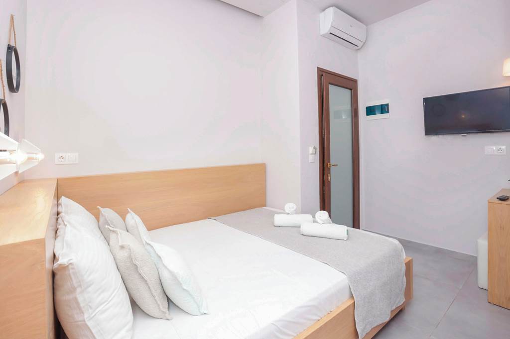 SKG_74641_Anna_Maria_Paradise_1121_07.jpg