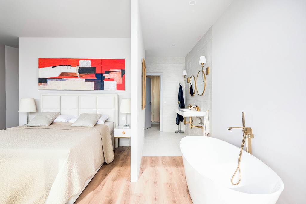 PUY_88981_Villa_Hilltop_View_Lux_0125_03.jpg
