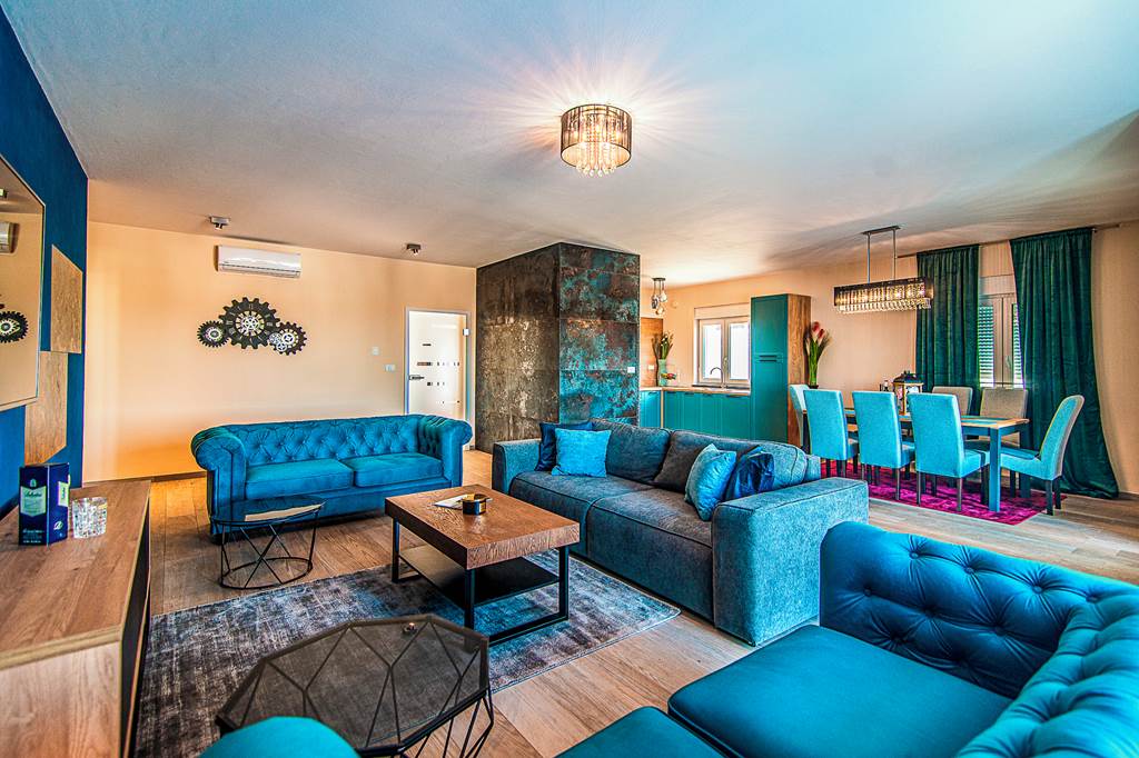 PUY_86400_Villa_Salt_Life_1123_02.jpg