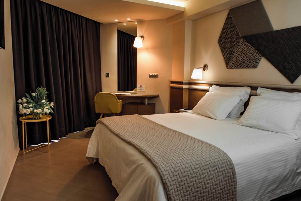 ATH_86524_Emmantina_Hotel_1123_02.jpg