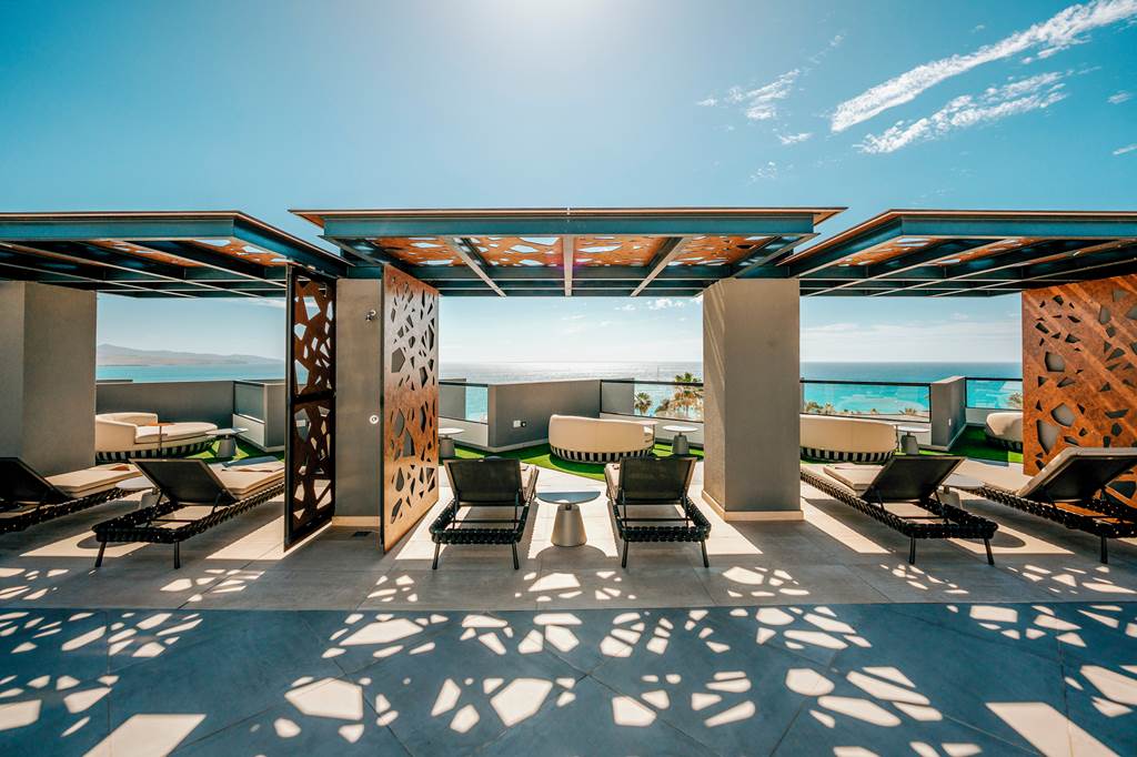 FUE_85691_R2_Higos_Beach_0524_02.jpg