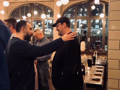 Unwind with fellow CTOs, share insights, and enjoy great food & drinks in an exclusive atmosphere in Berlin city! 
