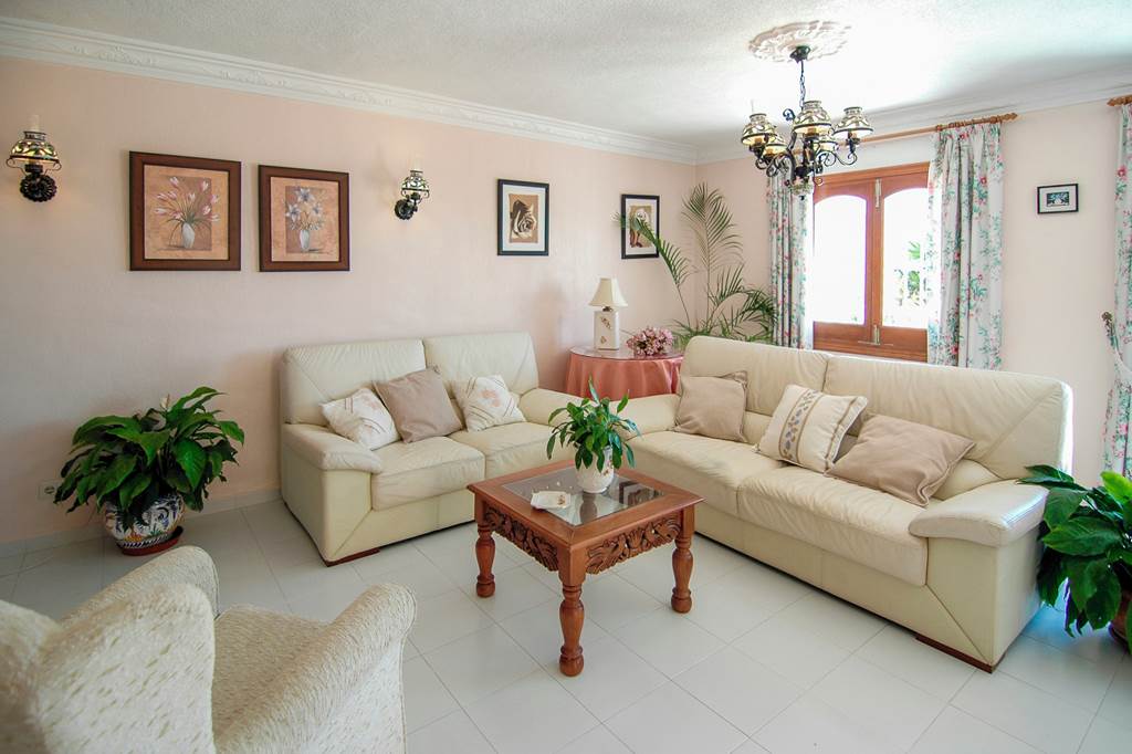 AGP_86753_Villa_Nerja_Angeles_1223_15.jpg