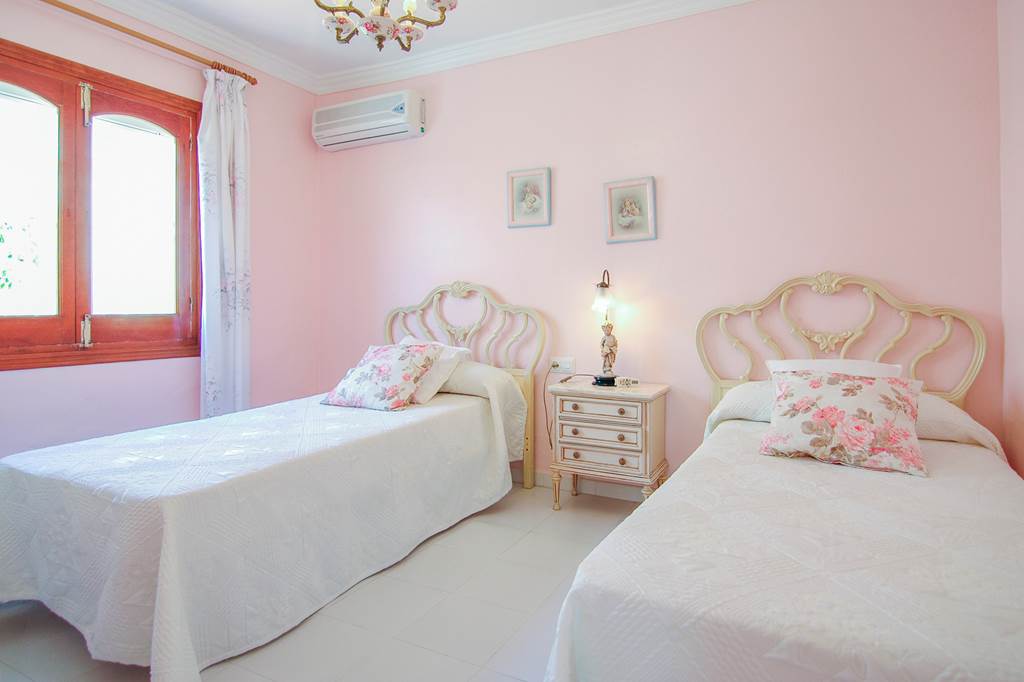 AGP_86753_Villa_Nerja_Angeles_1223_06.jpg