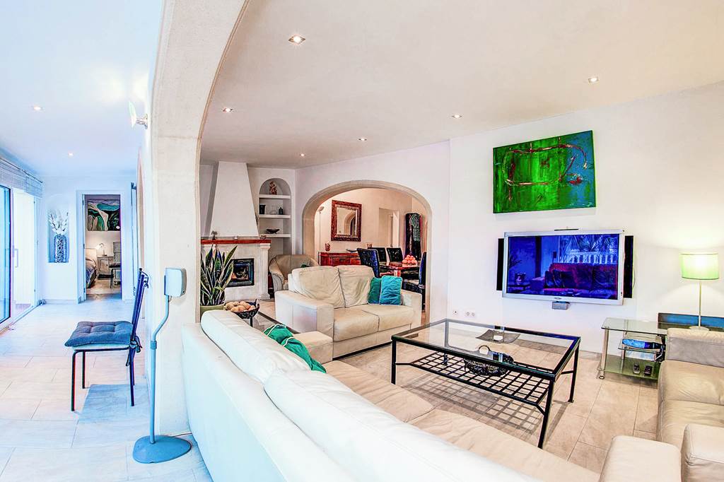 ALC_87375_Villa_Michelle_Azul_0224_02.jpg