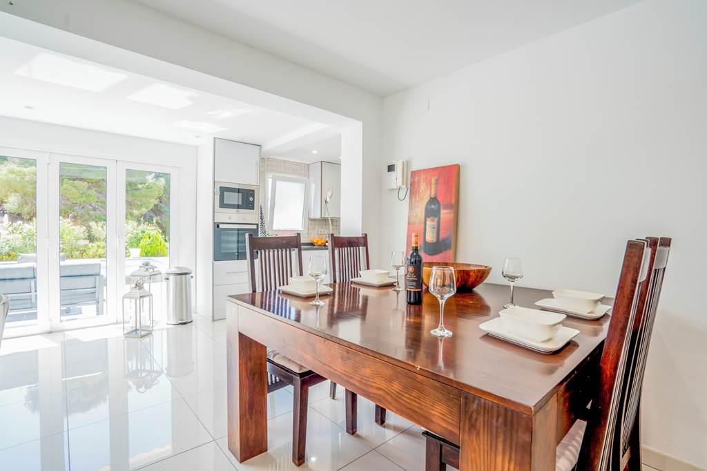 ALC_85701_Villa_Luxe_0723_03.jpg