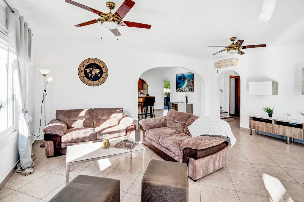 ALC_85140_Villa_Matthias_0223_02.jpg