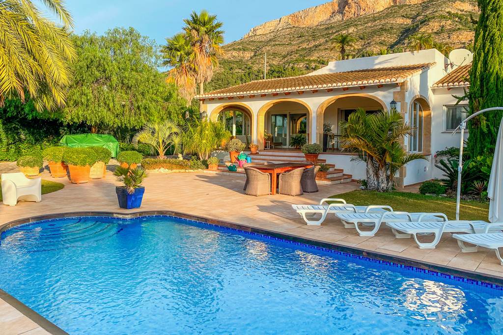 ALC_85917_Villa_Flores_Javea_0823_01.jpg