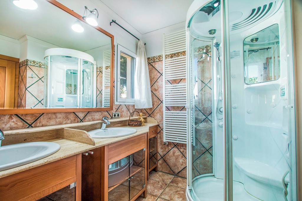 ALC_85700_Villa_Gio_0723_10.jpg