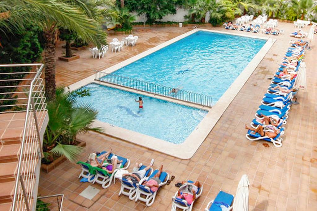 ALC_73845_Hotel_Perla_0120_09.jpg