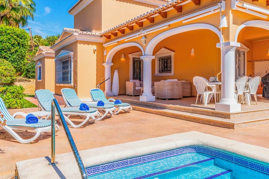 ALC_85736_Villa_Ambar_Tur_0723_01.jpg