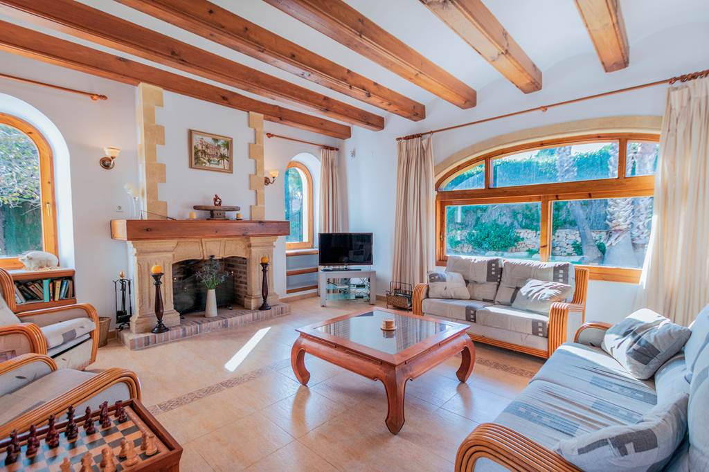 ALC_87657_Villa_Lluca_0524_04.jpg