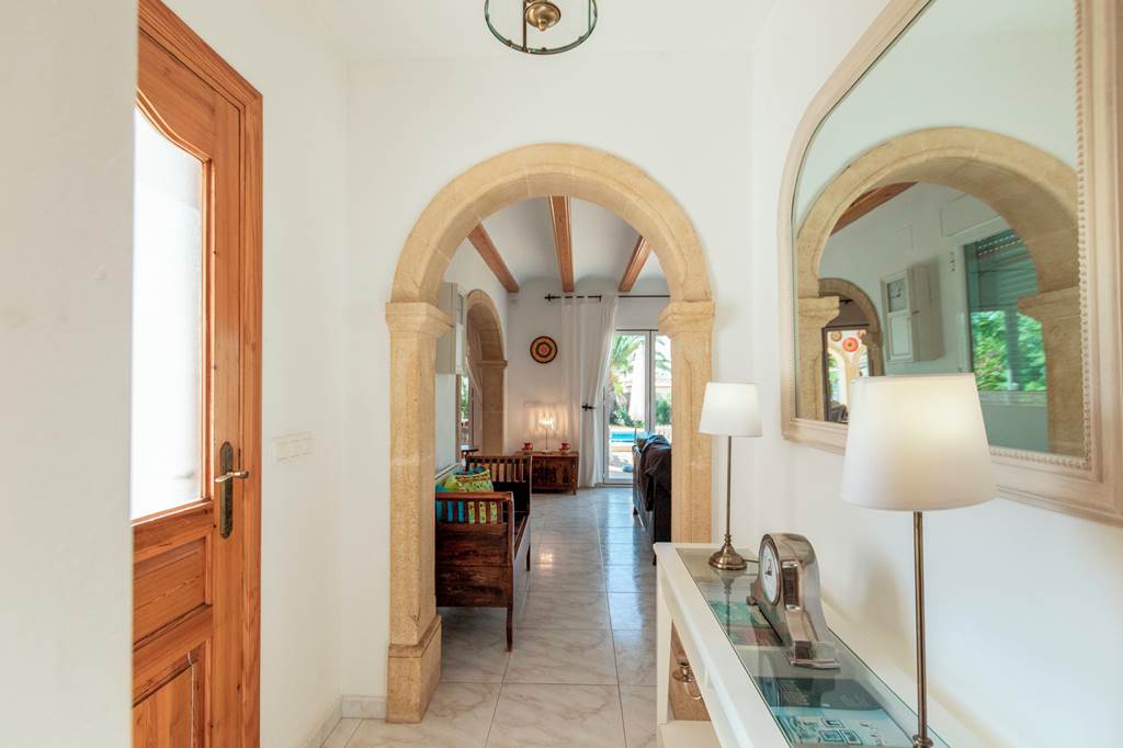 ALC_87658_Villa_Margarite_0524_04.jpg