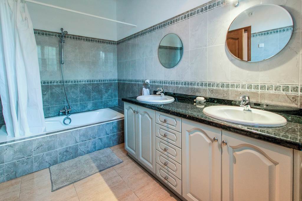 ALC_87657_Villa_Lluca_0524_13.jpg