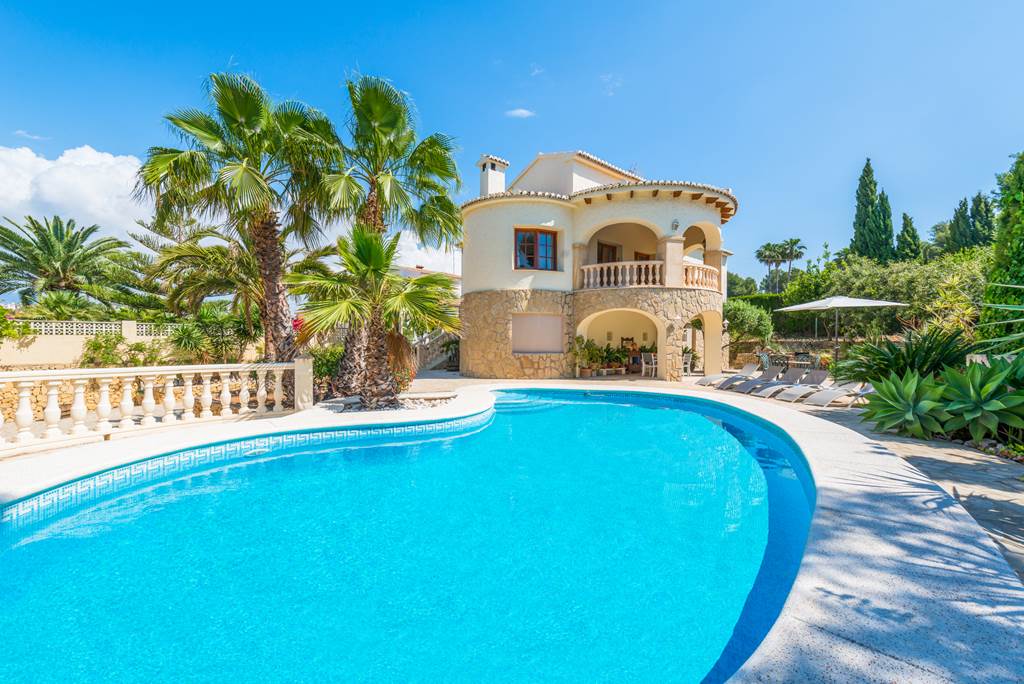ALC_78747_Villa_Devis_0718_01.jpg