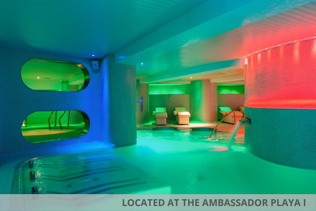ALC_69417_Rivieraa_Beach_Hotel_1223_01.jpg