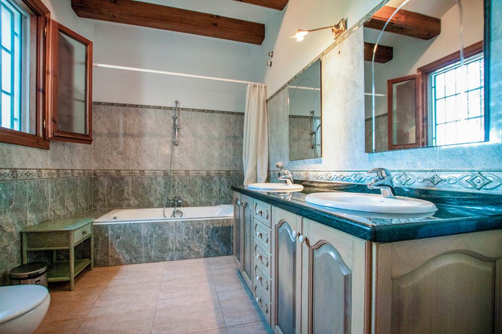 ALC_87657_Villa_Lluca_0524_11.jpg