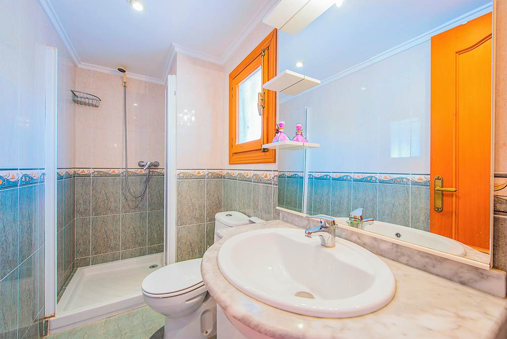 ALC_84850_Villa_Tere_0123_09.jpg
