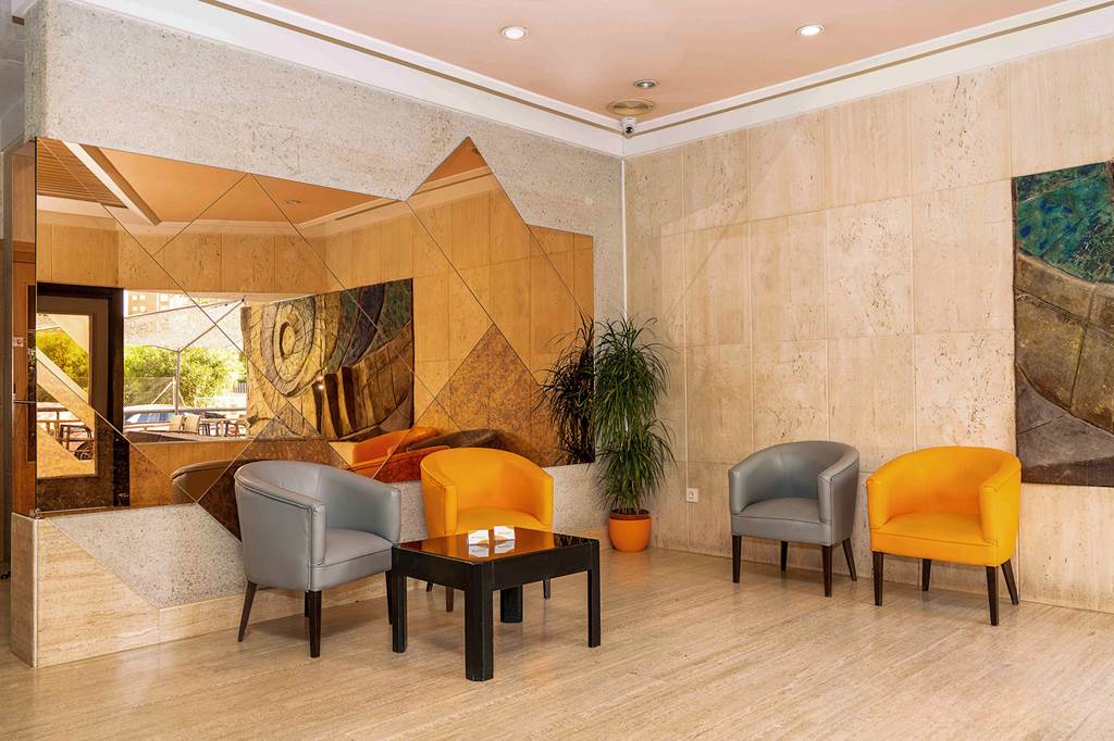 ALC_426_Vistamar_Apartments_0424_15.jpg