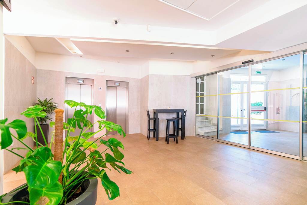 ALC_425_Playamar_Apartments_0624_10.jpg