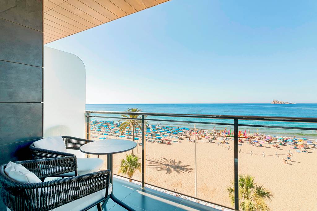 ALC_1191_Innside_Costablanca_0123_01.jpg