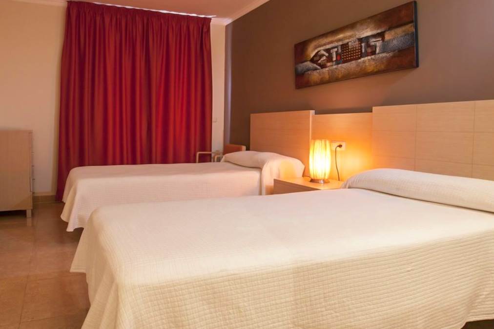 ALC_83929_Apartamentos_Del_Mar_0622_02.jpg