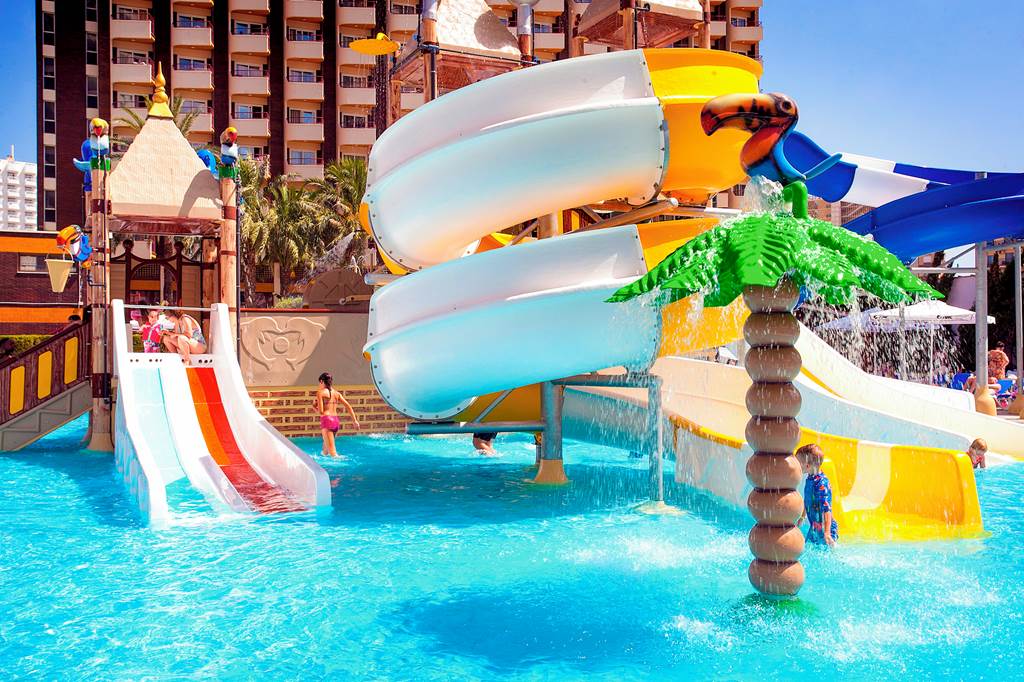 ALC_543_Rosamar_Hotel_0119_03.jpg