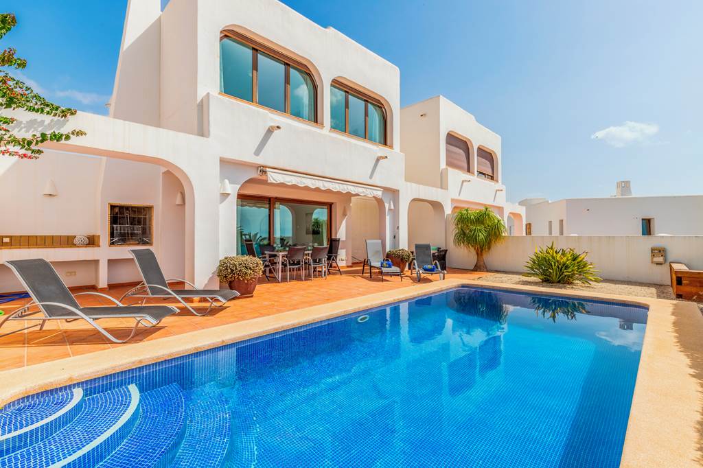 ALC_85801_Villa_Bassetes_14_0824_08.jpg