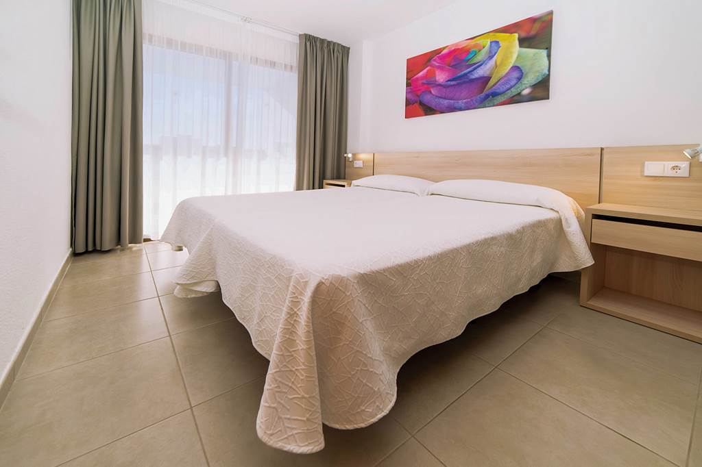 ALC_426_Vistamar_Apartments_0424_01.jpg