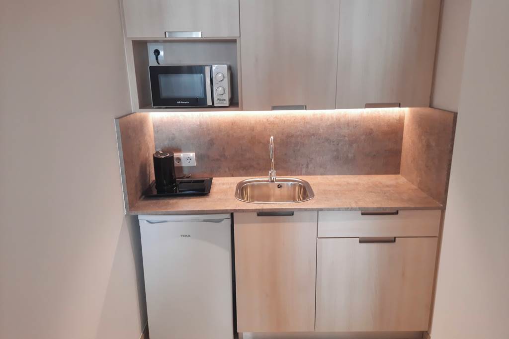 ALC_543_Rosamar_Hotel_0321_08.jpg