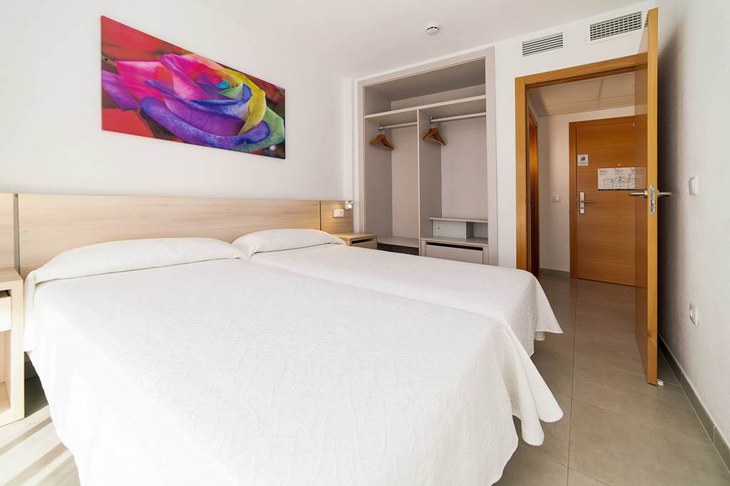 ALC_426_Vistamar_Apartments_0424_02.jpg