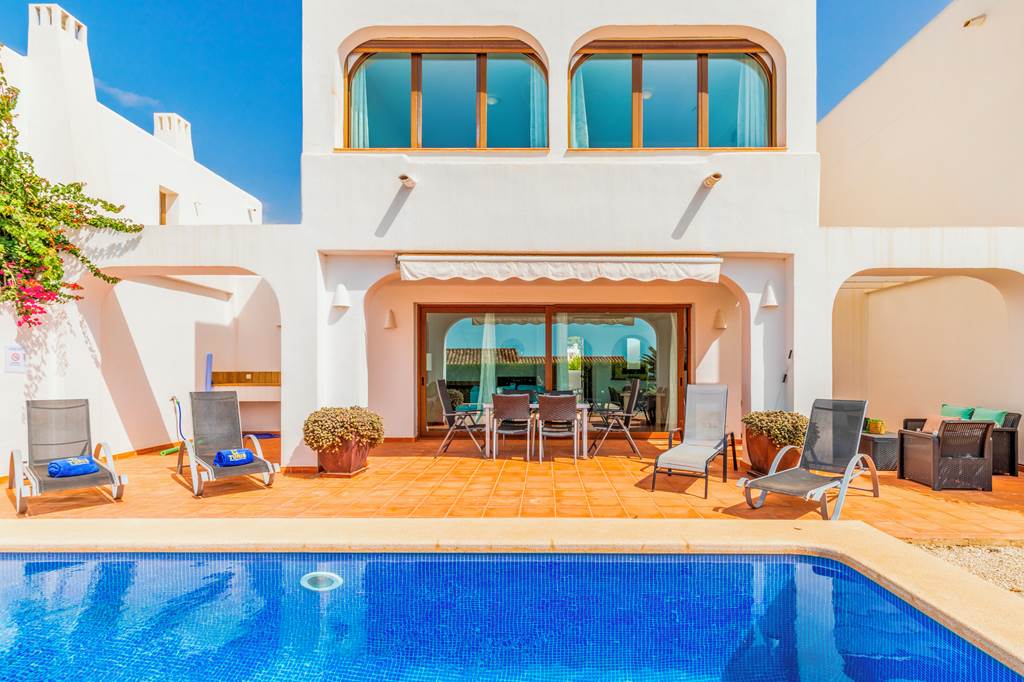 ALC_85801_Villa_Bassetes_14_0824_10.jpg