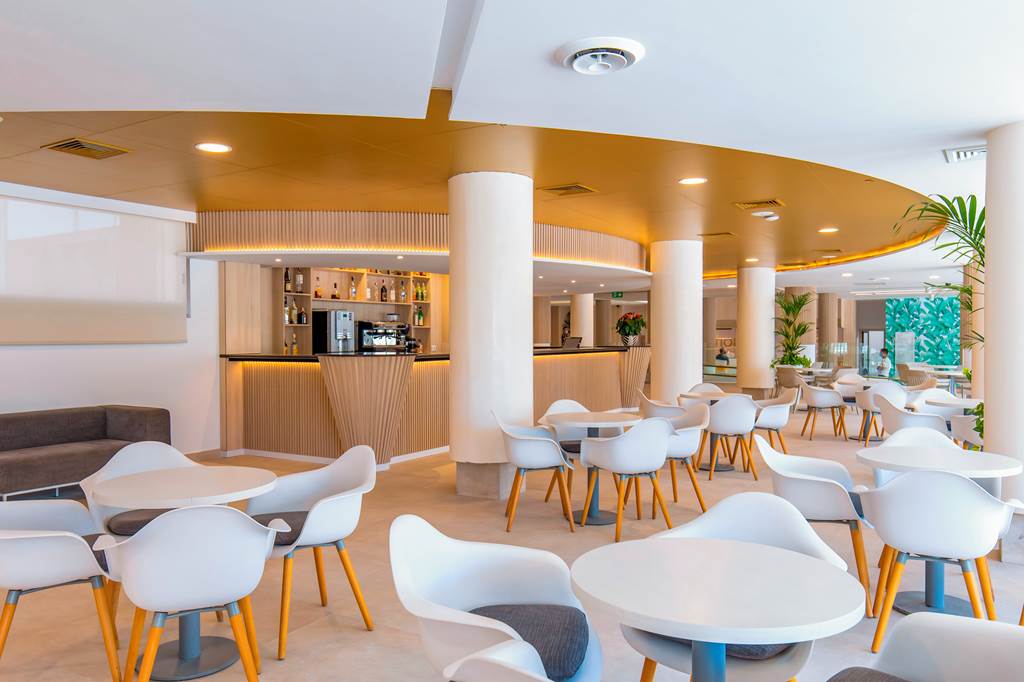 ALC_543_Rosamar_Hotel_0921_03.jpg
