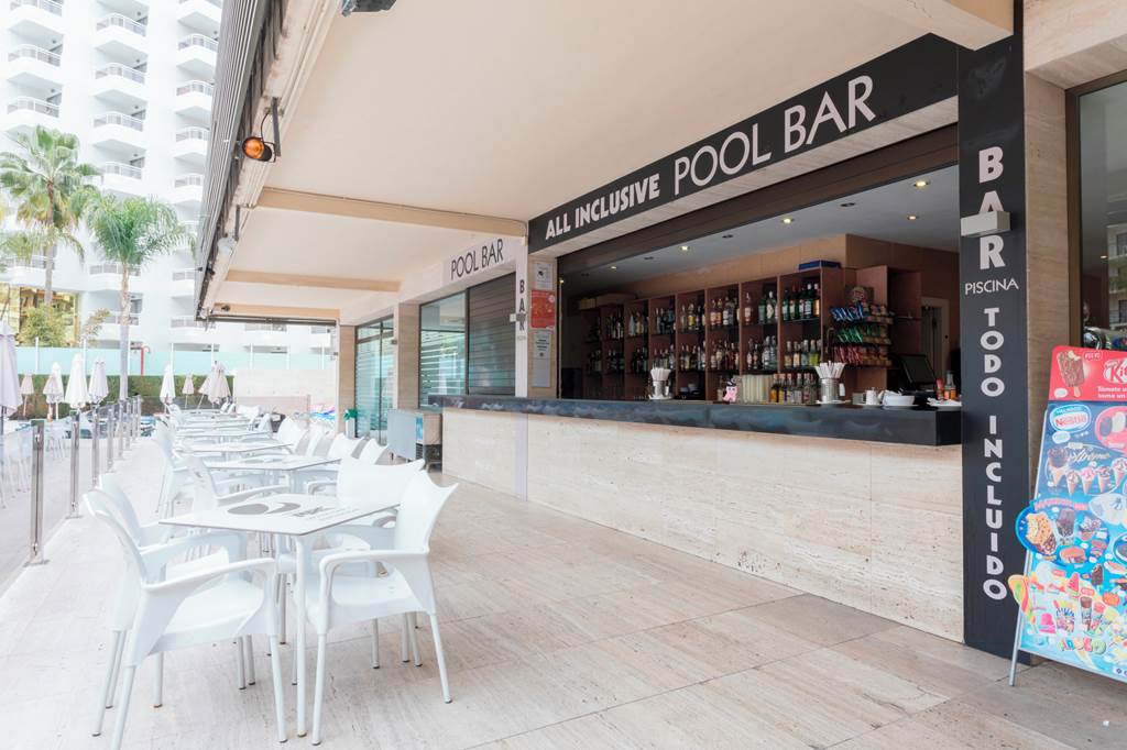 ALC_543_Rosamar_Hotel_0219_15.jpg