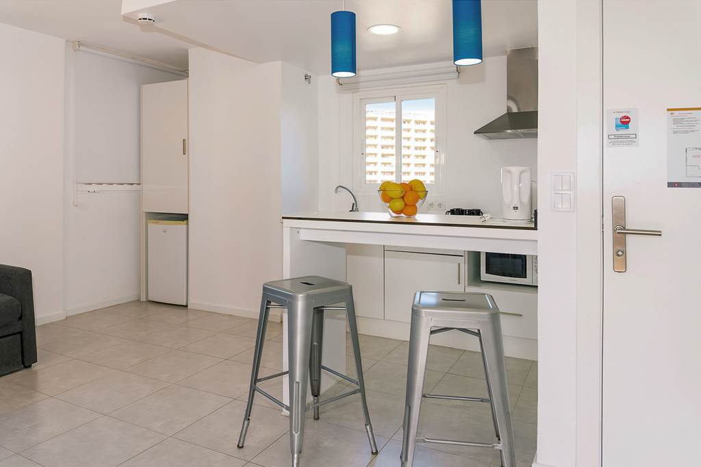 ALC_426_Vistamar_Apartments_0424_06.jpg