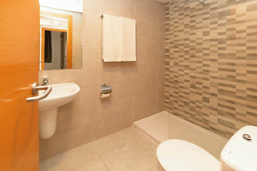 ALC_426_Vistamar_Apartments_0523_03.jpg