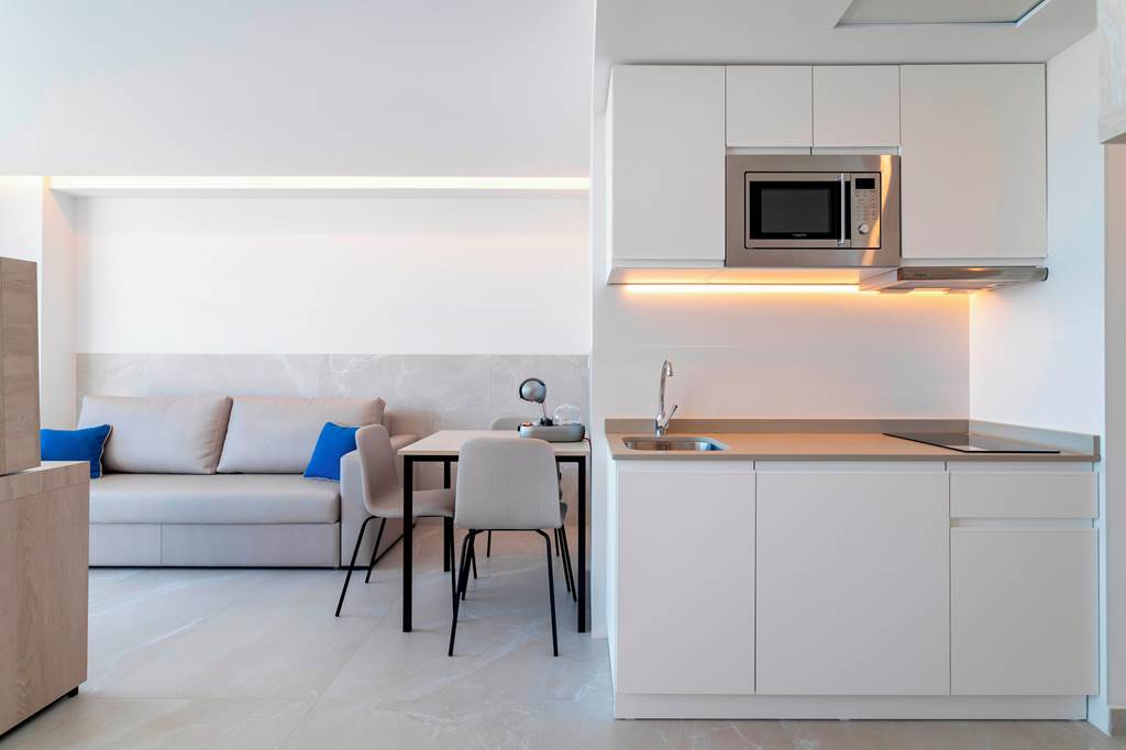 ALC_139_Halley_Apartments_0621_25.jpg
