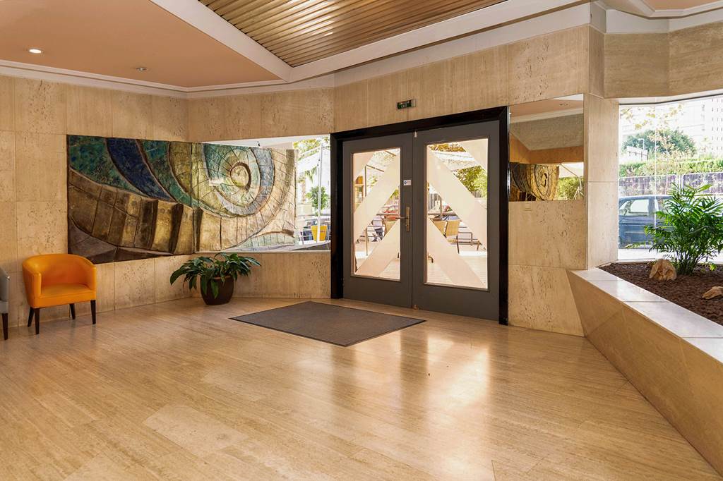 ALC_426_Vistamar_Apartments_0424_17.jpg