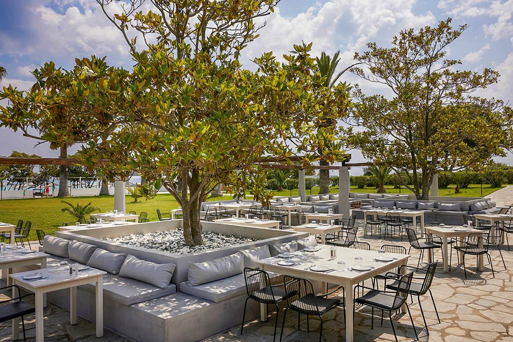 SKG_74441_Kassandra_Palace_0723_28.jpg