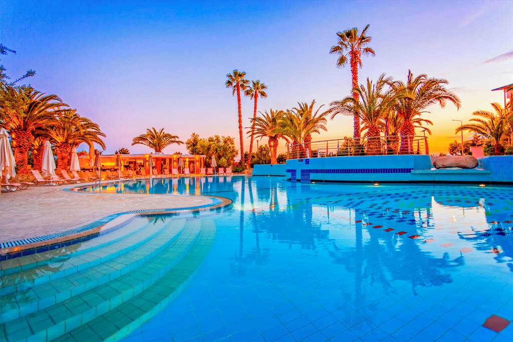 SKG_77438_Lagomandra_Hotel_and_Spa_0723_08.jpg